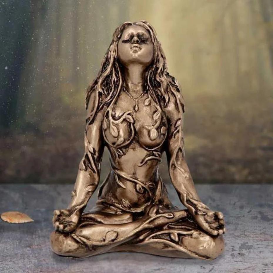 1 Pcs Mother Earth Statue Mini - Home Textiles Products ulasan dan harga